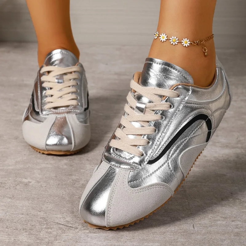 Women's Soft Leather Flat Bottom Retro Trainer Shoes Breathable Spring New Style Casual Comfortable Cotton Lined Rubber Soled
Women's Soft Leather Flat Bottom Retro Trainer Shoes Breathable Spring New Style Casual Comfortable Cotton Lined Rubber Soled