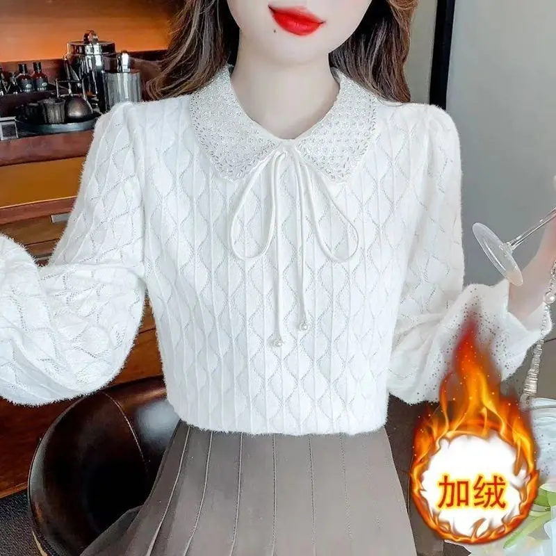 Bow Lace Bottoming Shirt for Women in Autumn Winter Beautiful New Style Plus Velvet and Thickened Temperament Doll Collar Top
Bow Lace Bottoming Shirt for Women in Autumn Winter Beautiful New Style Plus Velvet and Thickened Temperament Doll Collar Top