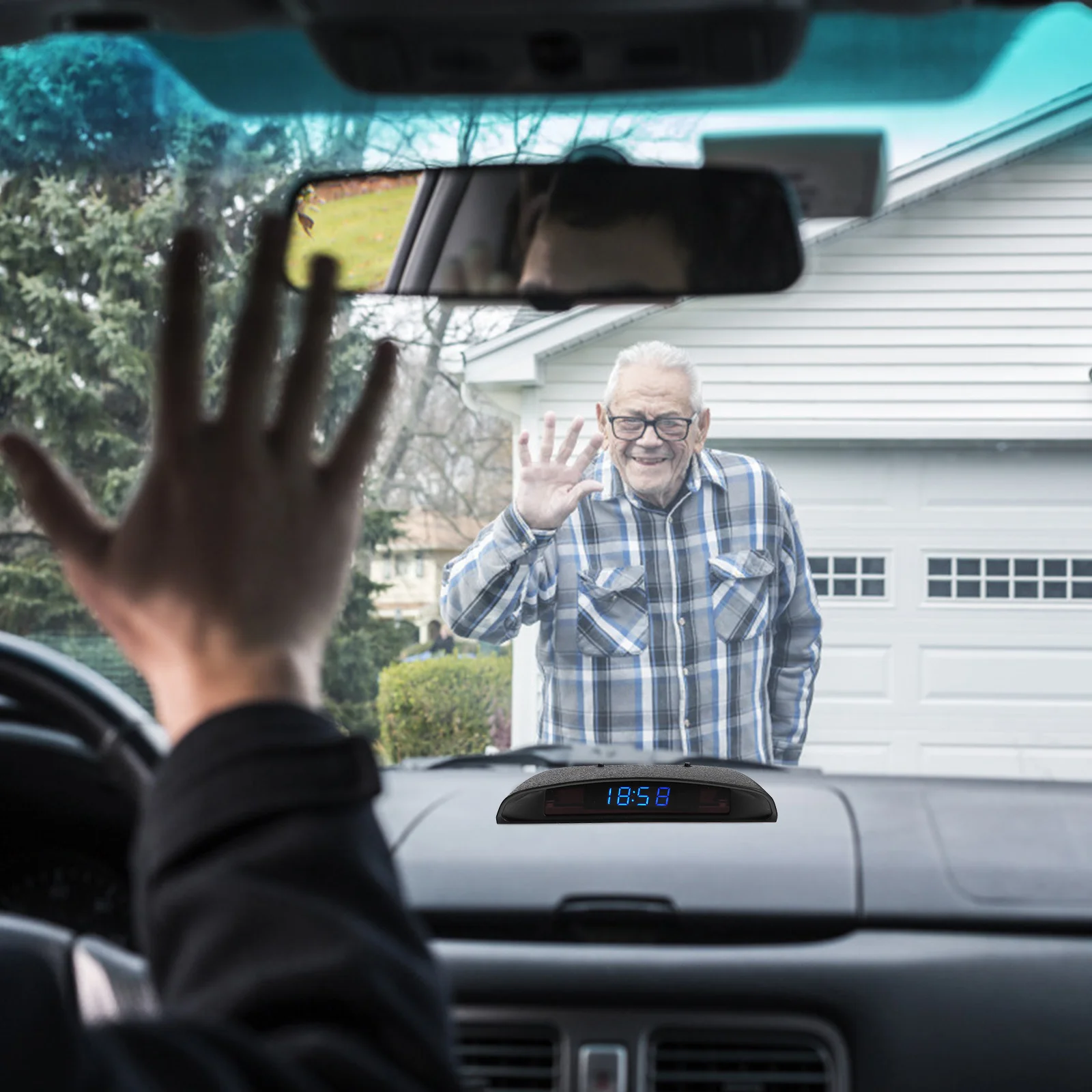 1Pcs Car Electronic Digital Clock High Precision LED Thermometer Dashboard Clock Vehicle Accessory Plastic Material Durable
1Pcs Car Electronic Digital Clock High Precision LED Thermometer Dashboard Clock Vehicle Accessory Plastic Material Durable