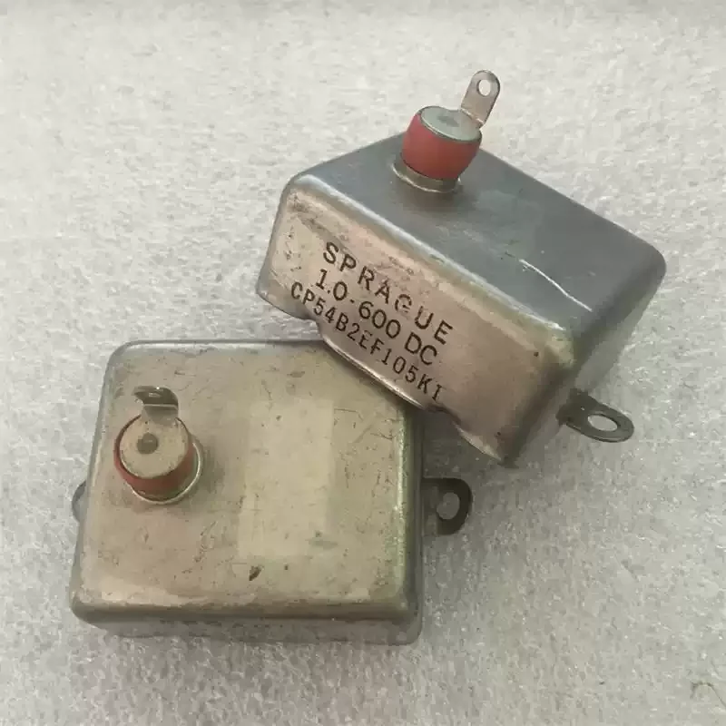 Антикварный американский SPRAGUE Sibi 1 мкФ 600 В медный корпус желчный аппаратный масляный погружной конденсатор
Антикварный американский SPRAGUE Sibi 1 мкФ 600 В медный корпус желчный аппаратный масляный погружной конденсатор