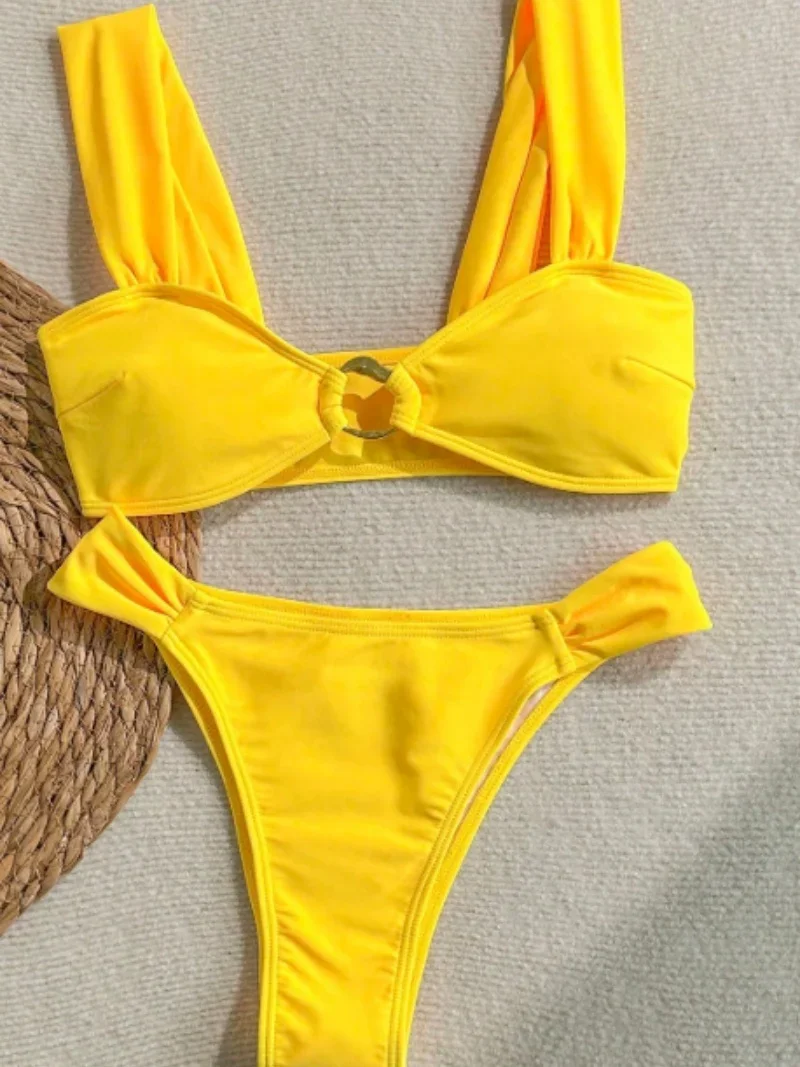 Sexy Yellow Bikini Set 2025 Women Front Metal Ring Linked Push Up Swimwear Summer Bathing Suit Holiday Pleate Thong Swimsuit
Sexy Yellow Bikini Set 2025 Women Front Metal Ring Linked Push Up Swimwear Summer Bathing Suit Holiday Pleate Thong Swimsuit