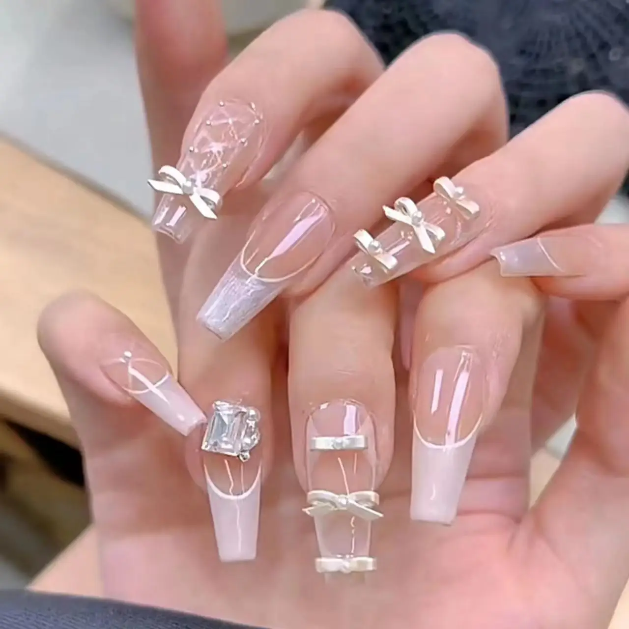 10pcs/lot New Luxury Nail Enhancement Ballet Shoes Nail Enhancement Jewelry Girl Bowtie Alloy 3D Diamond Fingertip Accessories
10pcs/lot New Luxury Nail Enhancement Ballet Shoes Nail Enhancement Jewelry Girl Bowtie Alloy 3D Diamond Fingertip Accessories