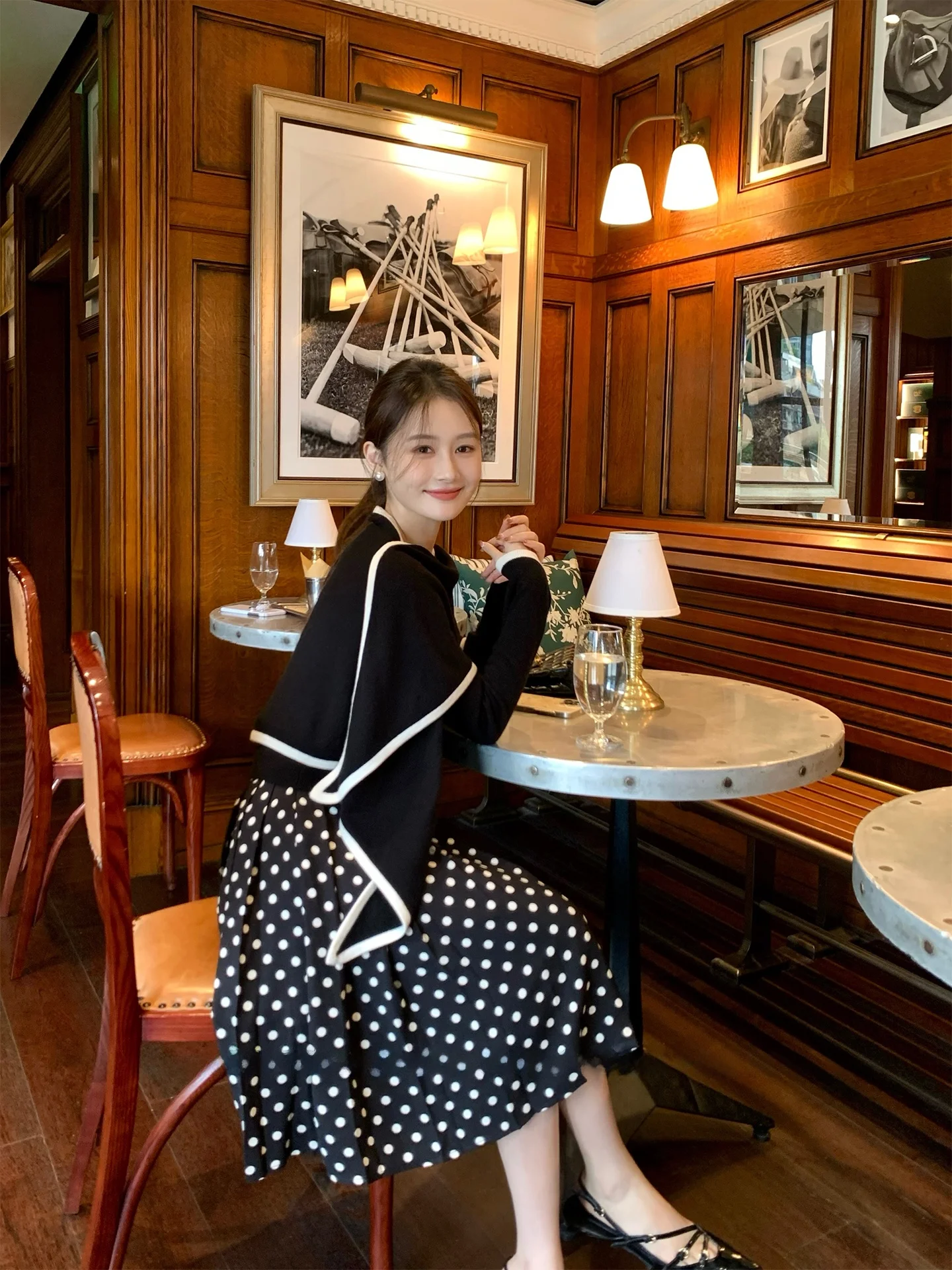 Шерстяной вязаный свитер-накидка с вырезом в форме сердца, женский модный многослойный свитер, весна 2025
Шерстяной вязаный свитер-накидка с вырезом в форме сердца, женский модный многослойный свитер, весна 2025