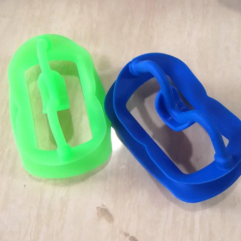 Autoclavable Silicone Retractor/Mouth Opener Multi-Purpose Teeth Whitening Accessory
Autoclavable Silicone Retractor/Mouth Opener Multi-Purpose Teeth Whitening Accessory