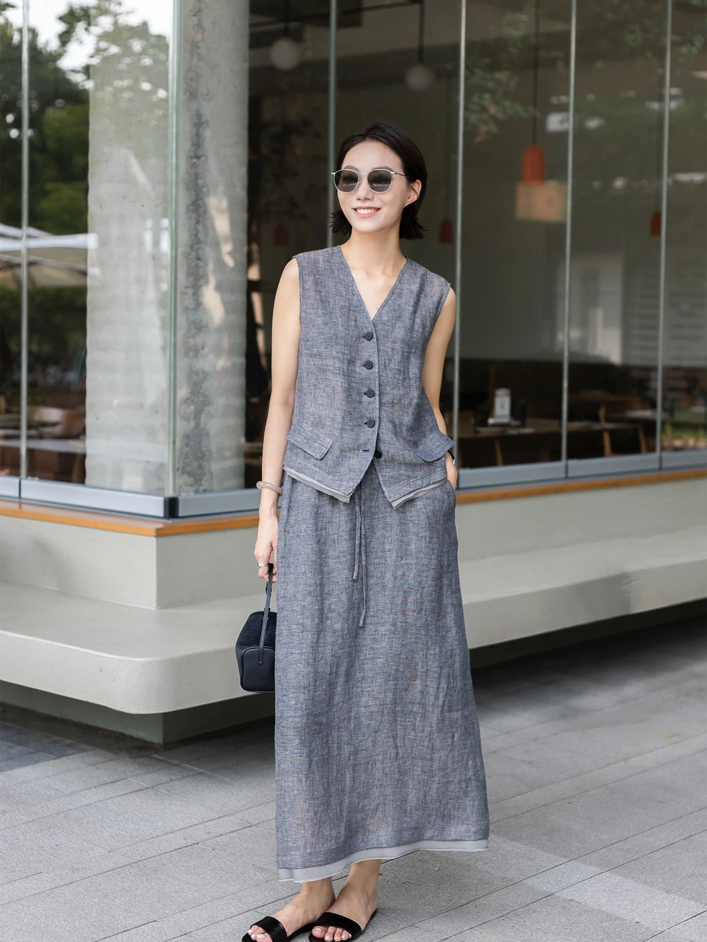 Универсальная простая модная ретро-юбка А-силуэта с высокой талией, эластичная, прямого кроя, летняя новинка, повседневная женская юбка
Универсальная простая модная ретро-юбка А-силуэта с высокой талией, эластичная, прямого кроя, летняя новинка, повседневная женская юбка