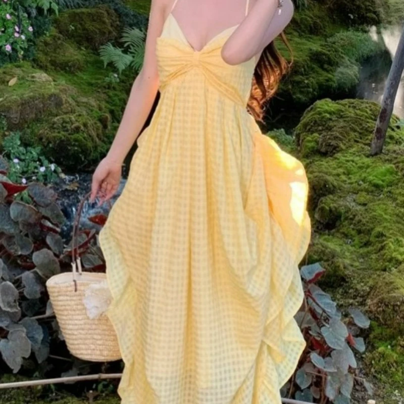 Ретро-дизайн, нерегулярный топ, Холтер, желтое длинное платье на подтяжках, атмосфера, отпуск, ветер, пляжное платье на берегу моря
Ретро-дизайн, нерегулярный топ, Холтер, желтое длинное платье на подтяжках, атмосфера, отпуск, ветер, пляжное платье на берегу моря