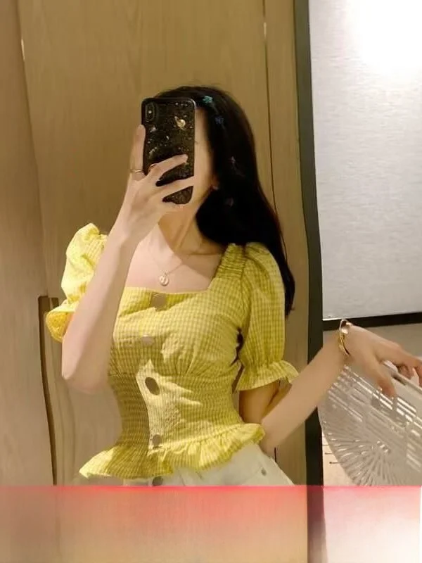 Новая летняя женская рубашка Val SlimFit в клетку с коротким рукавом-фонариком, из полиэстера, с квадратным воротником
Новая летняя женская рубашка Val SlimFit в клетку с коротким рукавом-фонариком, из полиэстера, с квадратным воротником