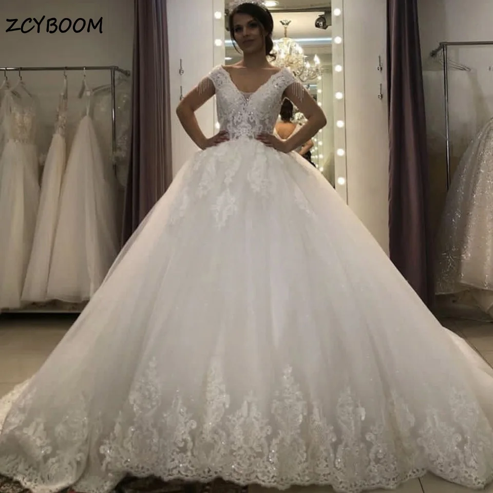 Luxury V-Neck Beaded Sleeveless Sequin Appliques Wedding Dresses 2023 A-Line Floor Length Tulle Lace Up Custom Made Bridal Gown
Luxury V-Neck Beaded Sleeveless Sequin Appliques Wedding Dresses 2023 A-Line Floor Length Tulle Lace Up Custom Made Bridal Gown