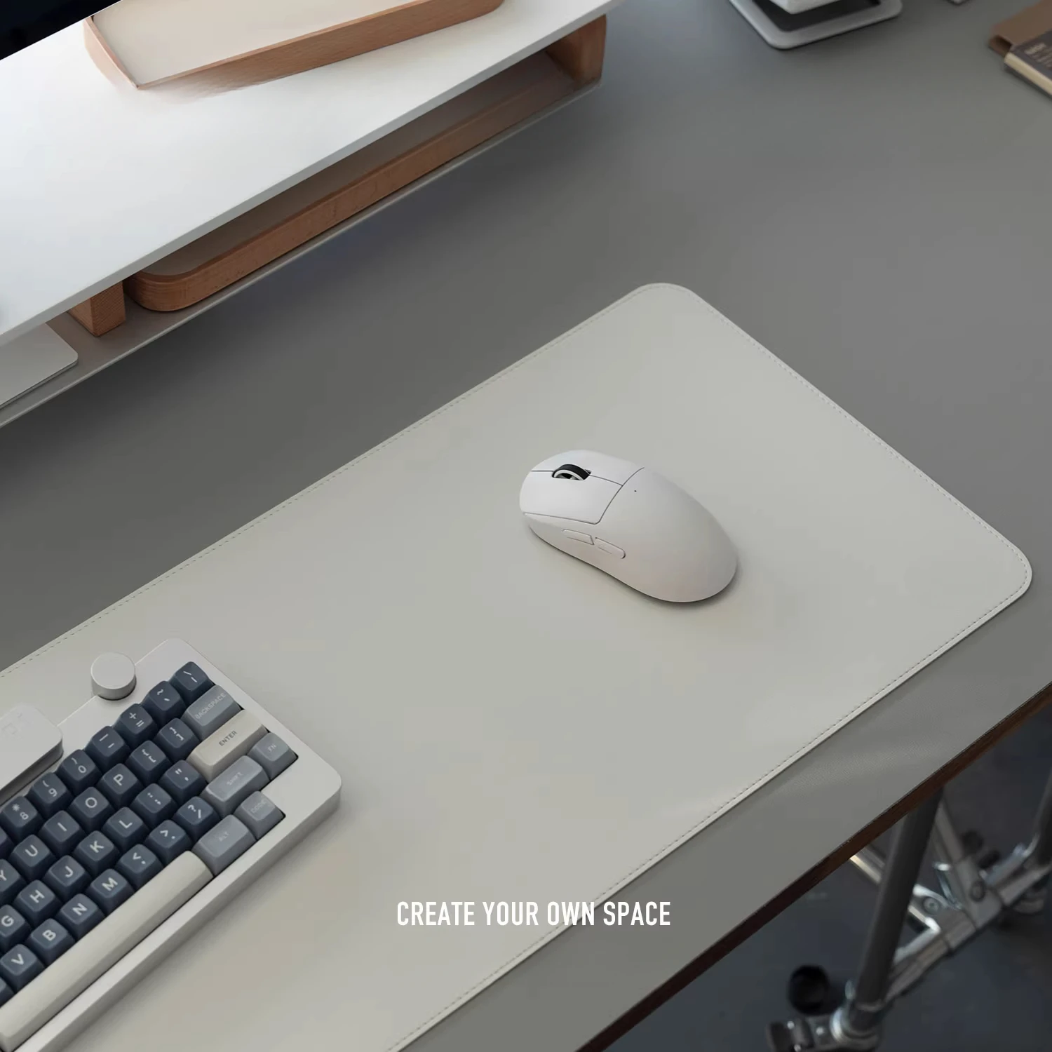 Simple leather mouse pad, oversized waterproof desk pad, small fresh macaron keyboard pad
Simple leather mouse pad, oversized waterproof desk pad, small fresh macaron keyboard pad