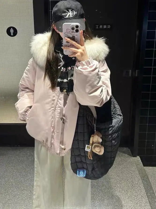 Парка женская оверсайз осенняя с мехом, спортивная, теплая, из современной фланелевой ткани, повседневная, средней длины, с вышивкой, хит продаж
Парка женская оверсайз осенняя с мехом, спортивная, теплая, из современной фланелевой ткани, повседневная, средней длины, с вышивкой, хит продаж