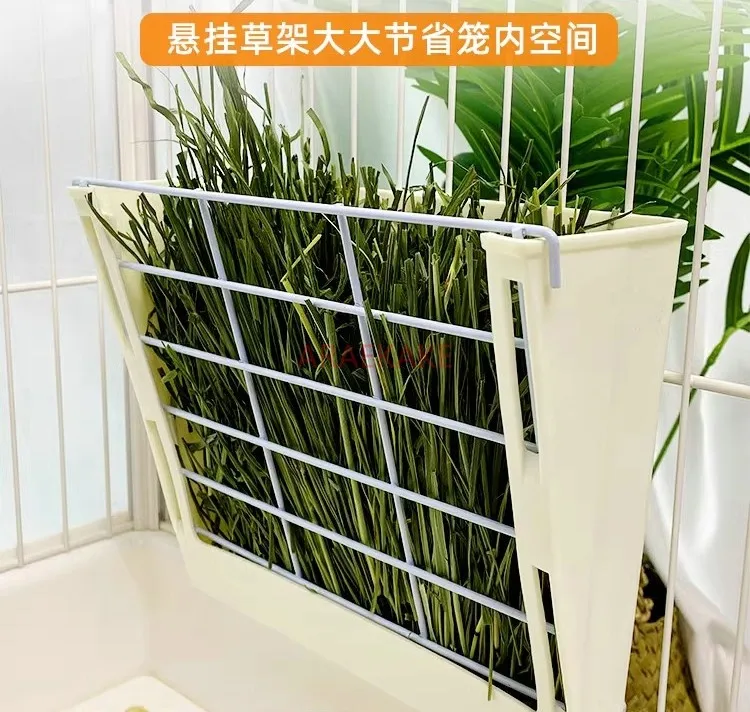 Large capacity rabbit grass rack food box with anti scratch grass built-in fixed food box, rabbit, dragon cat, Dutch pig supplie 
Large capacity rabbit grass rack food box with anti scratch grass built-in fixed food box, rabbit, dragon cat, Dutch pig supplie