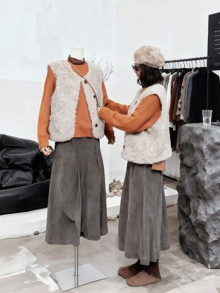 Orange Sweater Faux Fur Vest Wide Leg Pants Tee Piece Set Winter Faion plus Size Women's Clothing Korean Sle Warmth
Orange Sweater Faux Fur Vest Wide Leg Pants Tee Piece Set Winter Faion plus Size Women's Clothing Korean Sle Warmth