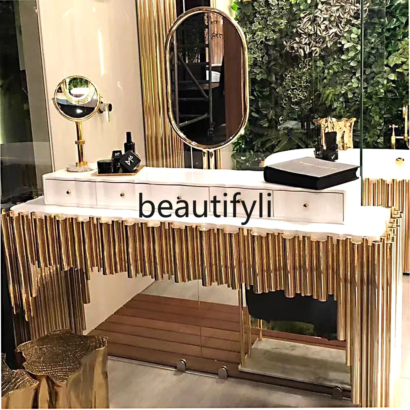 H5556Italian stainless steel dresser fashion makeup table large apartment storage cabinet
H5556Italian stainless steel dresser fashion makeup table large apartment storage cabinet