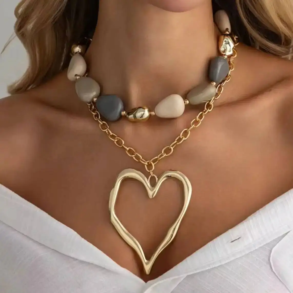 Ingemark 2Pcs/Set Bohemian Resin Bead Chains Chokers Necklace Women Retro Metal Hollow Big Heart Pendant Necklace Daily Jewelry
Ingemark 2Pcs/Set Bohemian Resin Bead Chains Chokers Necklace Women Retro Metal Hollow Big Heart Pendant Necklace Daily Jewelry
