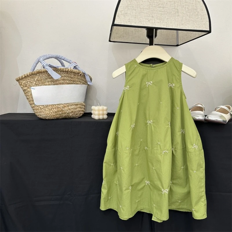 Girls' Korean Chic Sleeveless Princess Dress 2026 Summer New, Fresh Casual Gown for Big Kids Breathable Daily Wear
Girls' Korean Chic Sleeveless Princess Dress 2026 Summer New, Fresh Casual Gown for Big Kids Breathable Daily Wear