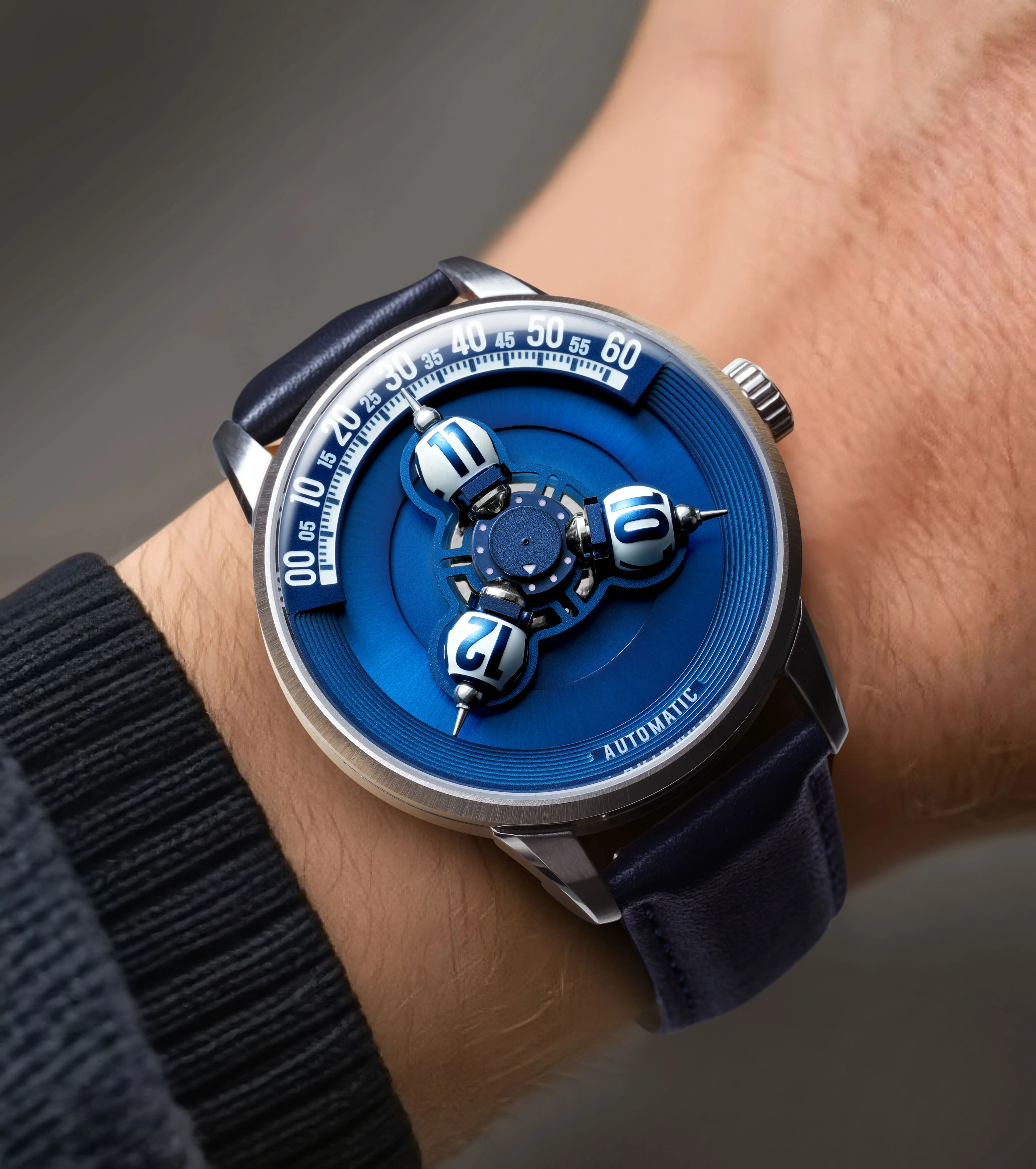 Vortichron 41mm Men Mechanical Watch Miyota 8215 Movement Spherical Star-Patterned Dial Luminous Sapphire 50M Waterproof Watches
Vortichron 41mm Men Mechanical Watch Miyota 8215 Movement Spherical Star-Patterned Dial Luminous Sapphire 50M Waterproof Watches