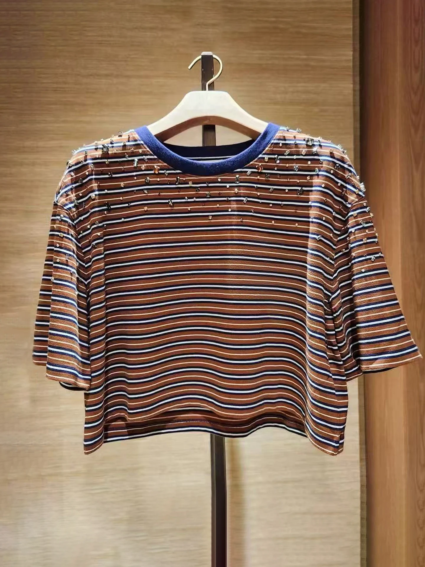 S Home South Oil High End Women's Casual Stripe T-irt Heavy Du Rhinestone Top Summer Commute Faion ort Sve round Ne
S Home South Oil High End Women's Casual Stripe T-irt Heavy Du Rhinestone Top Summer Commute Faion ort Sve round Ne