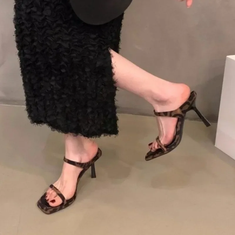 Womens Leopard Print High Heels Sandals Summer Sandals Sexy Fashion Open Toe 2024 New Outdoor Dress Stiletto Heels Zapatos Mujer
Womens Leopard Print High Heels Sandals Summer Sandals Sexy Fashion Open Toe 2024 New Outdoor Dress Stiletto Heels Zapatos Mujer