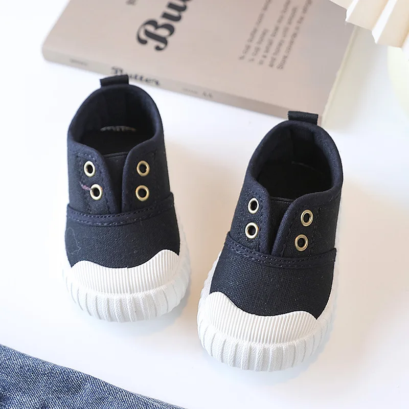 Simple Kids Slip-on Canvas Shoes Classic Solid Color Boys Girls Outdoor Sneakers Daily Wear Soft Children Causal Shoes Non-slip
Simple Kids Slip-on Canvas Shoes Classic Solid Color Boys Girls Outdoor Sneakers Daily Wear Soft Children Causal Shoes Non-slip
