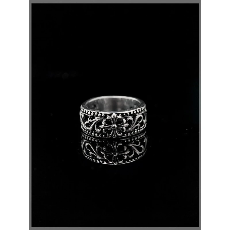 Full Circle Iris CH Titanium Steel Ring Boys Do Not Fade Tail Ring Female Couple Ring Niche Personality European and American
Full Circle Iris CH Titanium Steel Ring Boys Do Not Fade Tail Ring Female Couple Ring Niche Personality European and American