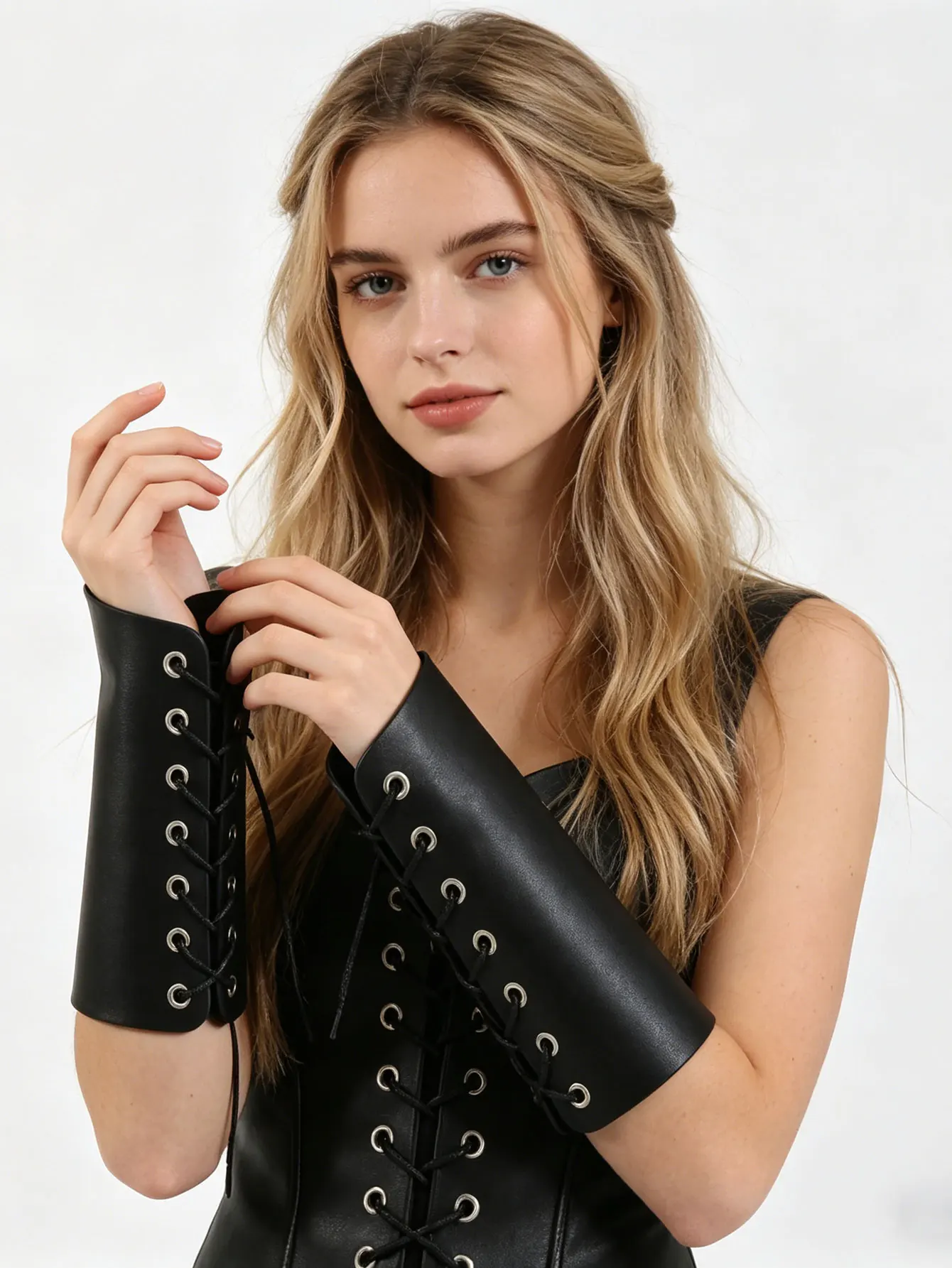 Medieval PU Leather Gauntlet Wristband Medieval Arm Bracers Punk Bracer Wrist Guards for Festival Warrior Knight Photo Belt
Medieval PU Leather Gauntlet Wristband Medieval Arm Bracers Punk Bracer Wrist Guards for Festival Warrior Knight Photo Belt