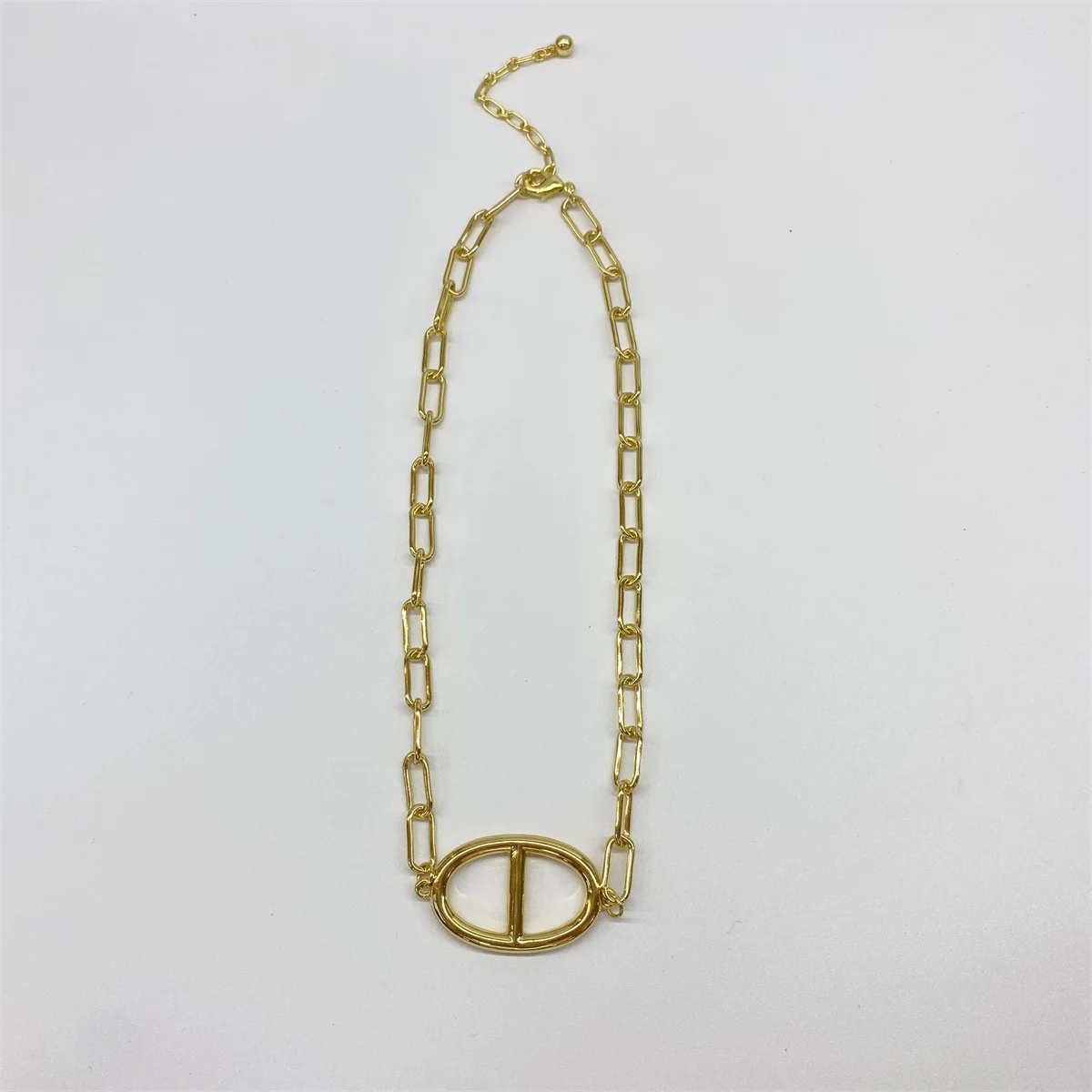 High Quality Designer Luxury Gold Plated Paper Clip Necklace Style Simple Generous Multi Dimensional Style SPN2310
High Quality Designer Luxury Gold Plated Paper Clip Necklace Style Simple Generous Multi Dimensional Style SPN2310