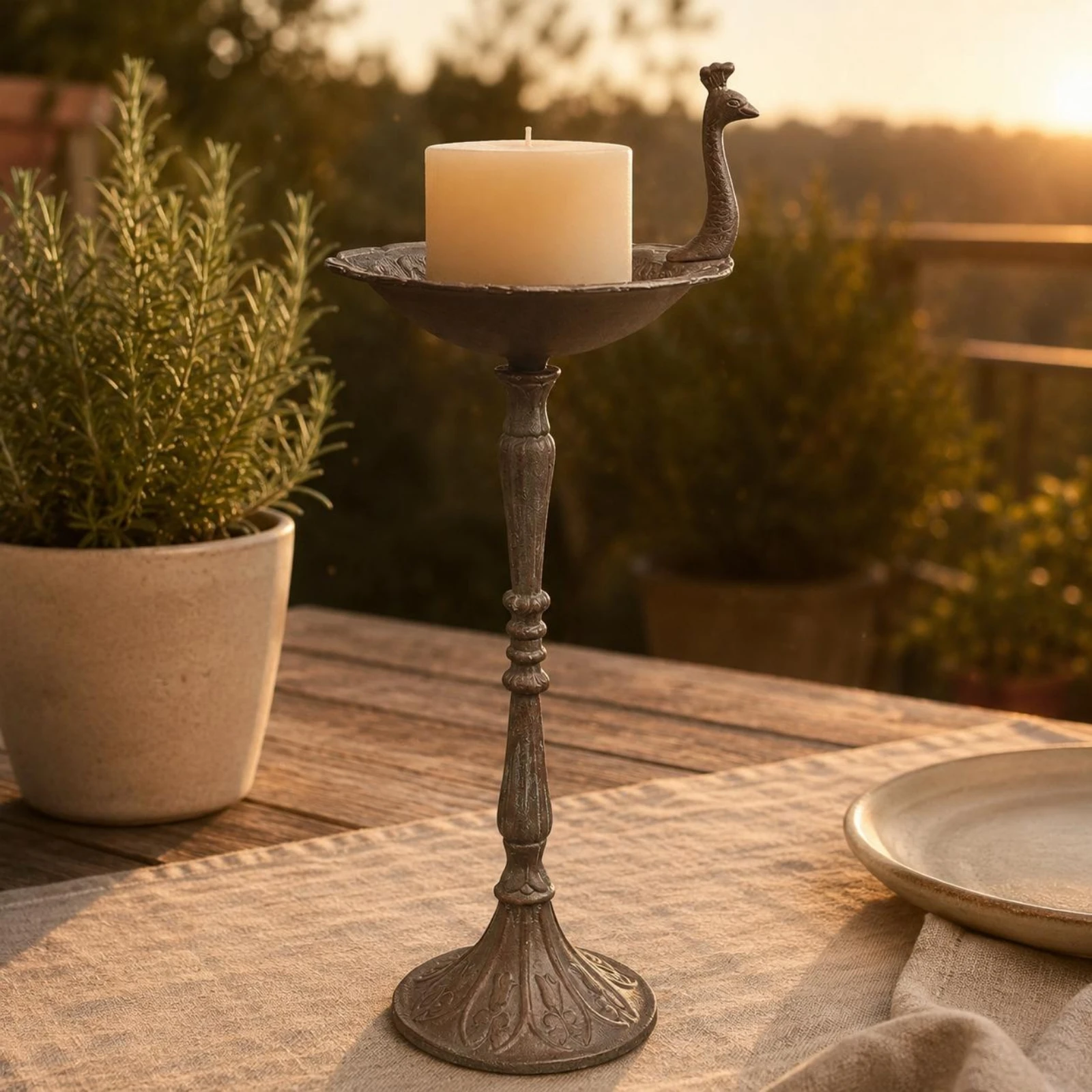 Pedestal Bird Feeder Vintage Brown Decorative Metal Bird Feeder for Patio
Pedestal Bird Feeder Vintage Brown Decorative Metal Bird Feeder for Patio