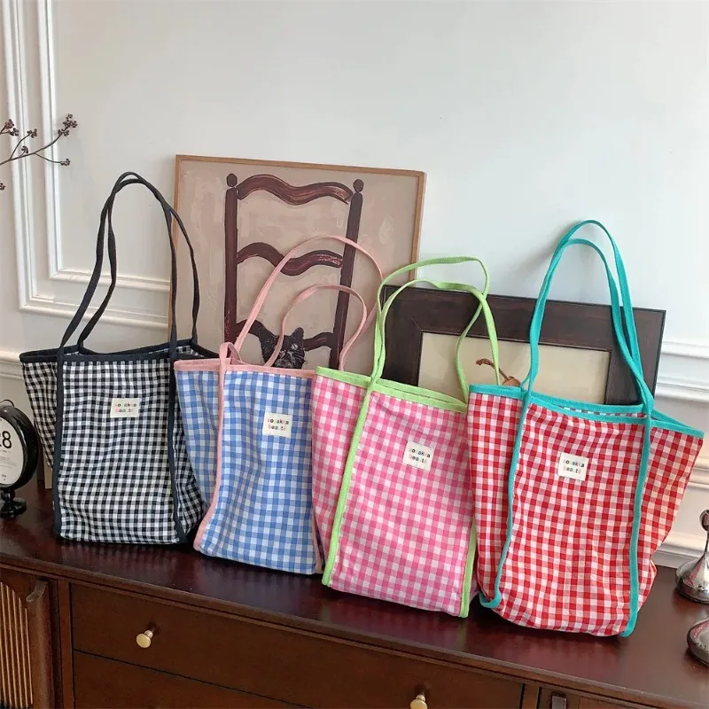 Retro Korean Artistic Contrast Color Block Canvas Shoulder Handbag Commuter Durable Large Size Casual Sle Unisex Tote Bag
Retro Korean Artistic Contrast Color Block Canvas Shoulder Handbag Commuter Durable Large Size Casual Sle Unisex Tote Bag