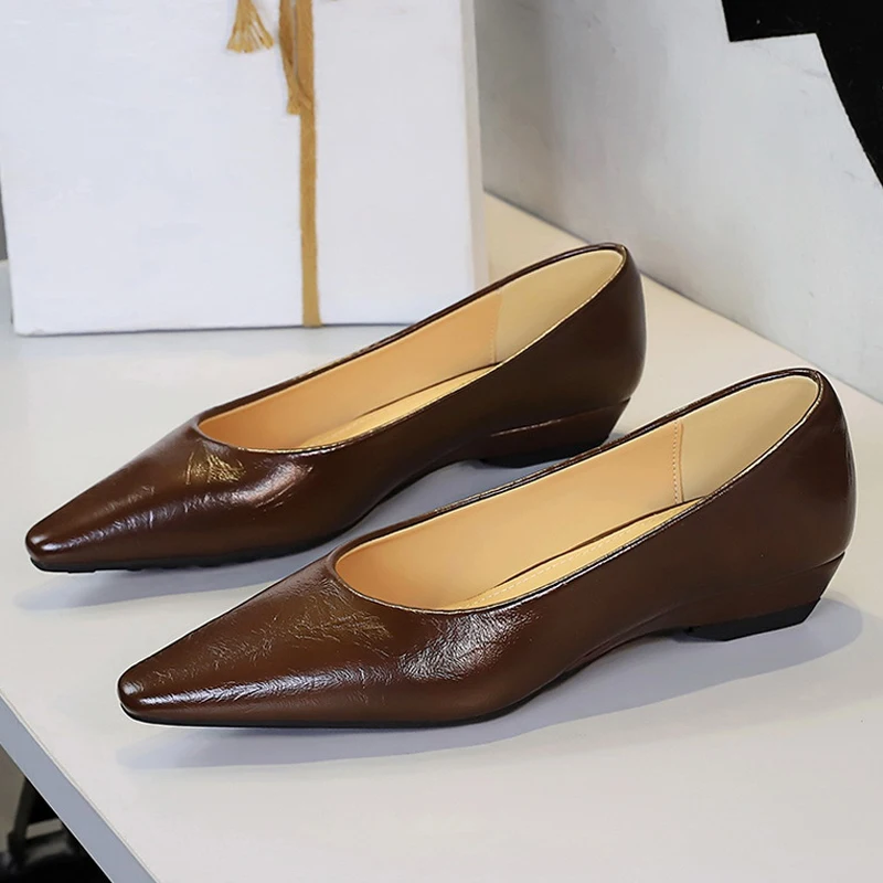 BIGTREE модные дизайнерские туфли-лодочки с острым носком, женские элегантные женские туфли на толстой танкетке, вечерние туфли Zapatos De Mujer
BIGTREE модные дизайнерские туфли-лодочки с острым носком, женские элегантные женские туфли на толстой танкетке, вечерние туфли Zapatos De Mujer