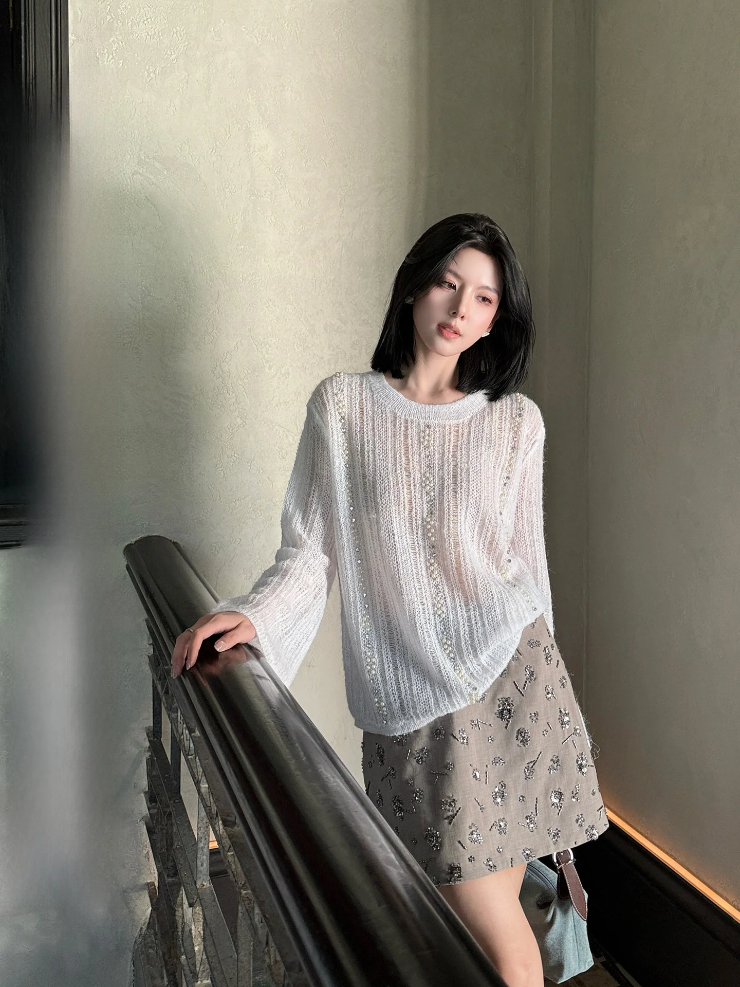 Qingwen Commendation Gentle Style Loose High Quality Beaded round Neck Hollow out Unique Beautiful Thin Knitted Top Women's F...
Qingwen Commendation Gentle Style Loose High Quality Beaded round Neck Hollow out Unique Beautiful Thin Knitted Top Women's F...