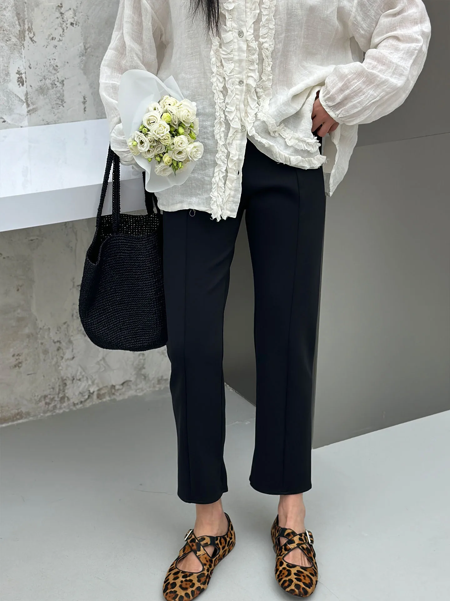 BodhlCat Slimming Elastic Comfortable Straight Leg High Waist Casual Pants Women's Loose Fit Casual Trousers Cotton Blend
BodhlCat Slimming Elastic Comfortable Straight Leg High Waist Casual Pants Women's Loose Fit Casual Trousers Cotton Blend
