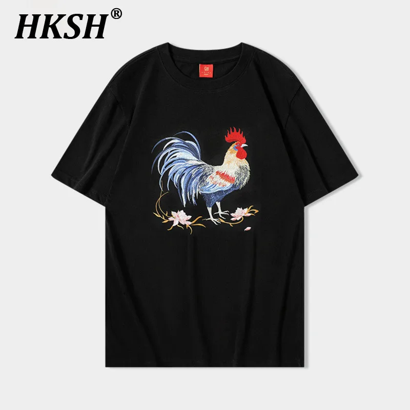 HKSH Летняя новая мужская техническая одежда High Street Элегантная модная хлопковая футболка с коротким рукавом с мультяшным принтом Повседневные свободные футболки Ins HK6002
HKSH Летняя новая мужская техническая одежда High Street Элегантная модная хлопковая футболка с коротким рукавом с мультяшным принтом Повседневные свободные футболки Ins HK6002