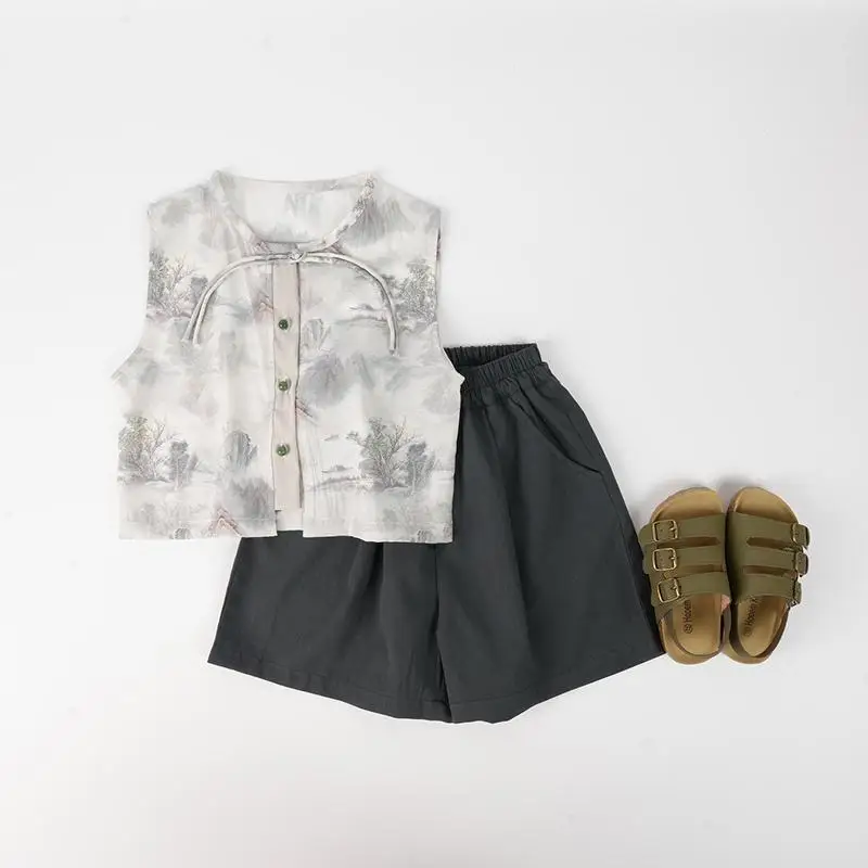 Boys' Summer Sets Vest Tops Shorts Two-piece Suits Chinese National Style Ink Wash Painting Retro Elegant Handsome Fashion Suits
Boys' Summer Sets Vest Tops Shorts Two-piece Suits Chinese National Style Ink Wash Painting Retro Elegant Handsome Fashion Suits