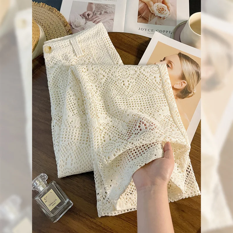 Модные кружевные брюки с вырезами, женские повседневные брюки с высокой талией, широкие штанины, универсальный дизайн, летняя новинка
Модные кружевные брюки с вырезами, женские повседневные брюки с высокой талией, широкие штанины, универсальный дизайн, летняя новинка