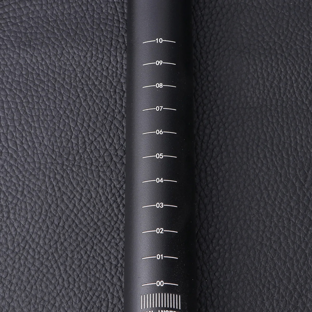 Алюминиевый подседельный штырь 27,2 мм, утолщенный, матовый, регулируемый, для шоссейных, горных, даунхилл, фикс-байков и трековых велосипедов
Алюминиевый подседельный штырь 27,2 мм, утолщенный, матовый, регулируемый, для шоссейных, горных, даунхилл, фикс-байков и трековых велосипедов