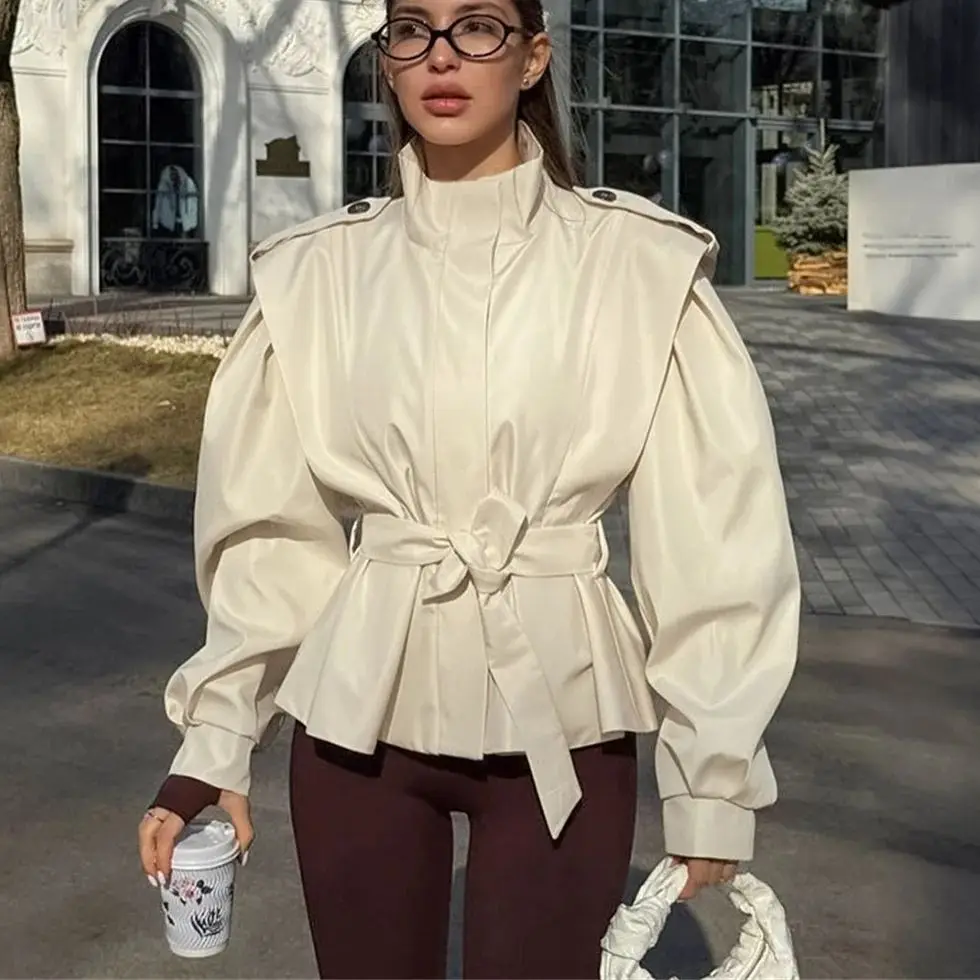 Women Fashion Tie Up Coat 2025 New Autumn Winter Solid Chic French Jacket Lady Street Loose Solid Design Inspired Trench Coats
Women Fashion Tie Up Coat 2025 New Autumn Winter Solid Chic French Jacket Lady Street Loose Solid Design Inspired Trench Coats