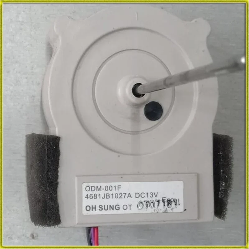 4681JB1027B Двигатель вентилятора холодильника ODM-001F 4681JB1027A DC13V 4681JB1027B Радиатор оригинального продукта
4681JB1027B Двигатель вентилятора холодильника ODM-001F 4681JB1027A DC13V 4681JB1027B Радиатор оригинального продукта
