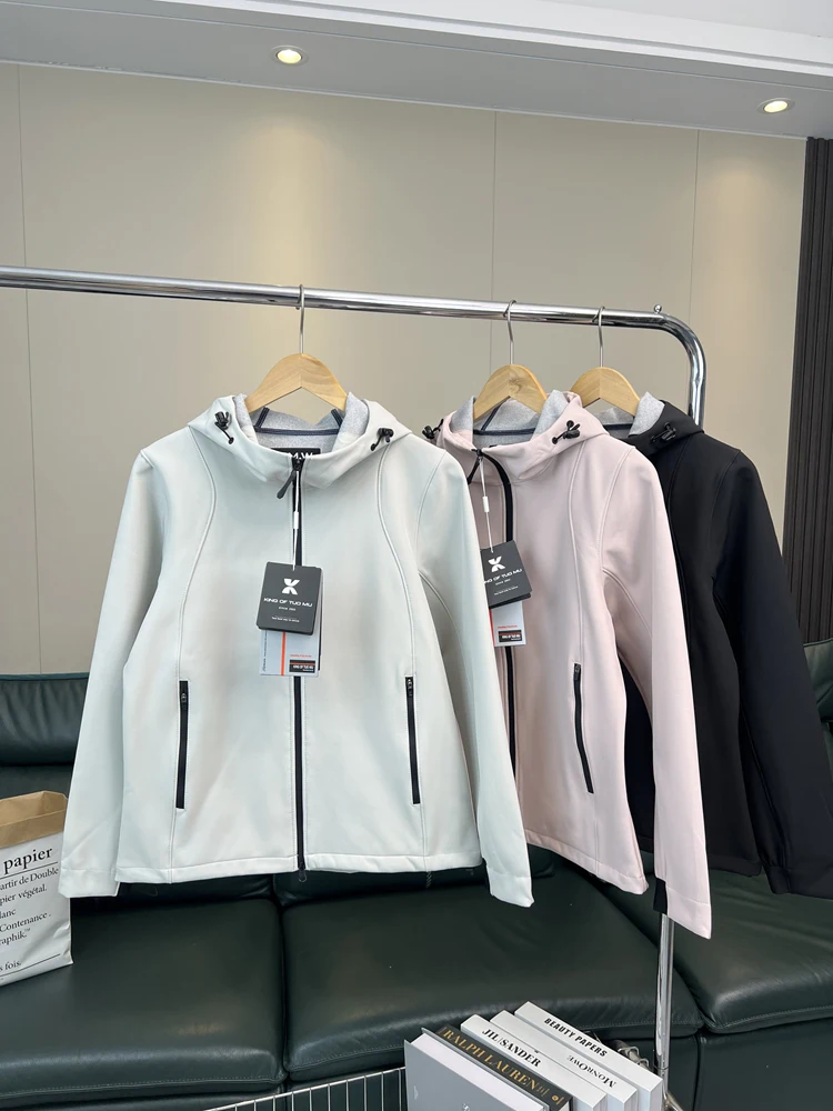 Outdoor High-End Women's Casual Hooded Windproof Jaet Waterproof Fabric Fall Season Commute Sle Long Sve Zipper Closure
Outdoor High-End Women's Casual Hooded Windproof Jaet Waterproof Fabric Fall Season Commute Sle Long Sve Zipper Closure