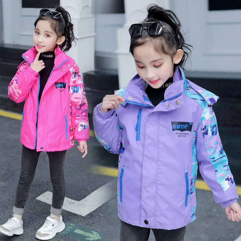 Children's down jacket girls' autumn and winter outdoor three-in-one detachable windproof coat children's clothing top
Children's down jacket girls' autumn and winter outdoor three-in-one detachable windproof coat children's clothing top