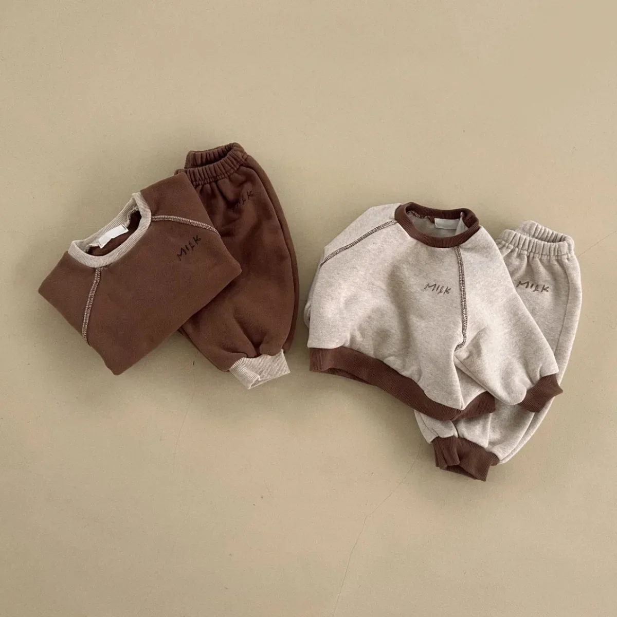 Winter New Baby Fleece Sweatshirt Set Infant Boy Girl Letter Casual Tops + Pants 2pcs Suit Kids Plus Velvet Thicken Warm Outfits
Winter New Baby Fleece Sweatshirt Set Infant Boy Girl Letter Casual Tops + Pants 2pcs Suit Kids Plus Velvet Thicken Warm Outfits