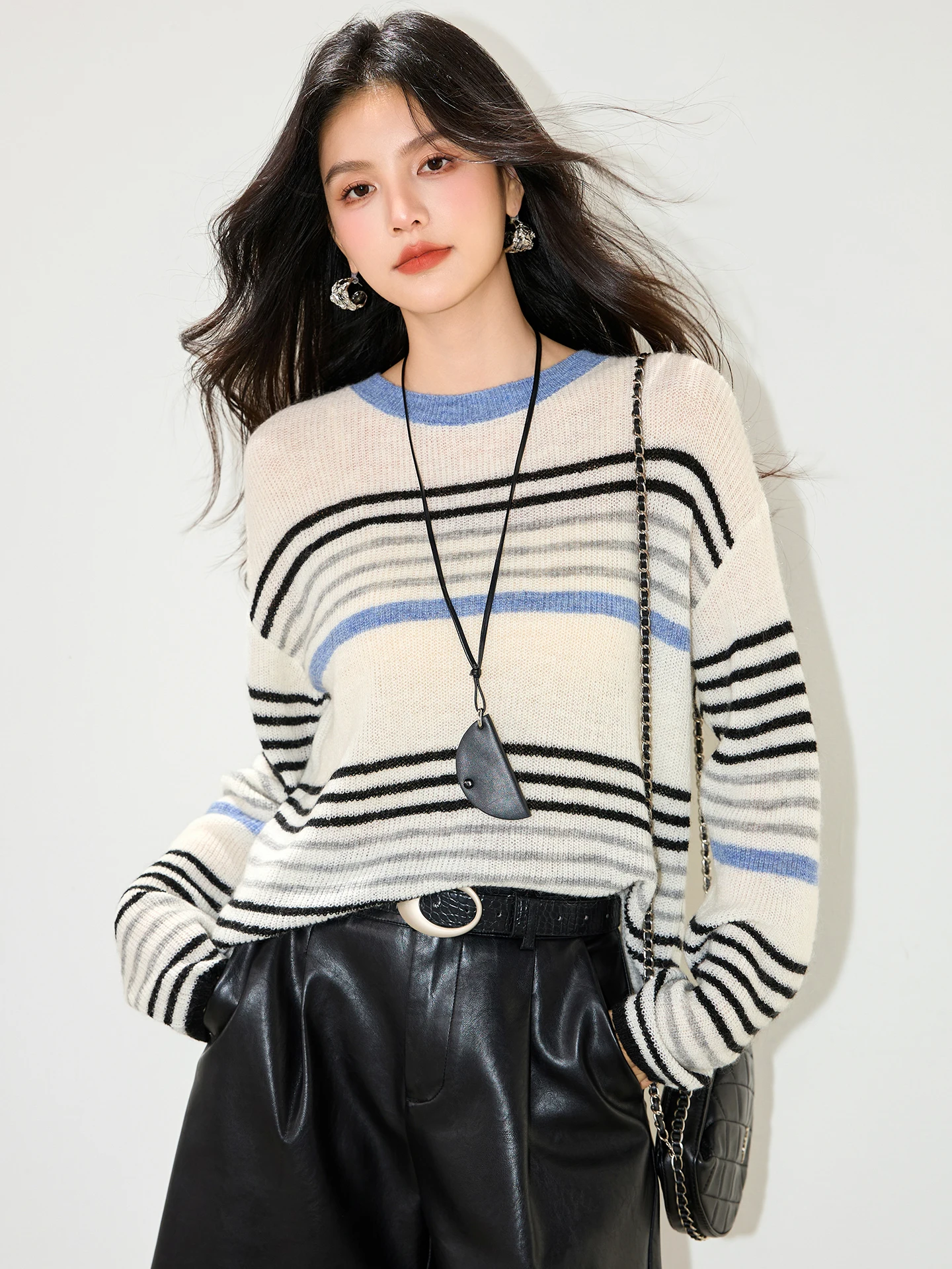 2025 Contrasting Color Striped Knitted Cardigan Women'S Spring And Autumn 2025 New Style Thin And Short Sweater Jacket Top
2025 Contrasting Color Striped Knitted Cardigan Women'S Spring And Autumn 2025 New Style Thin And Short Sweater Jacket Top