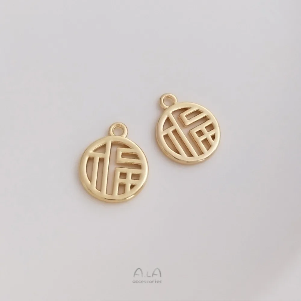 1 шт. медные подвески 14 К золотого цвета Fu брендовый круглый брендовый кулон ручной работы DIY браслет ожерелье Fu брендовый кулон ювелирный кулон
1 шт. медные подвески 14 К золотого цвета Fu брендовый круглый брендовый кулон ручной работы DIY браслет ожерелье Fu брендовый кулон ювелирный кулон