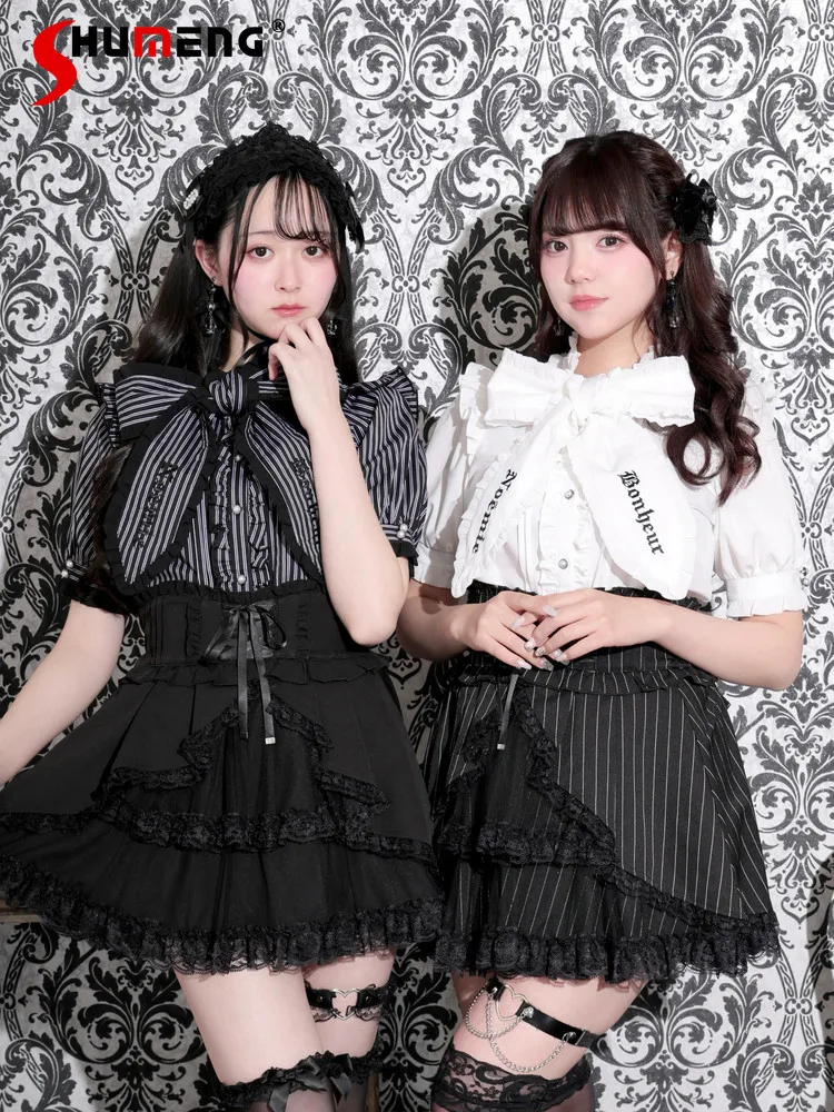 Japanese Mass-produced Style Goth Dark NOEIE Blouse Embroidery Lace-up Bow Short-sleeved Single-breasted Shirts Tops for Women
Japanese Mass-produced Style Goth Dark NOEIE Blouse Embroidery Lace-up Bow Short-sleeved Single-breasted Shirts Tops for Women