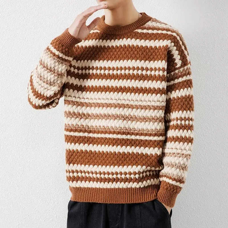 2024 Men's Autumn and Winter New Loose and Handsome Knitwear Youth Stripes Casual Fashion All-Match Sweater
2024 Men's Autumn and Winter New Loose and Handsome Knitwear Youth Stripes Casual Fashion All-Match Sweater