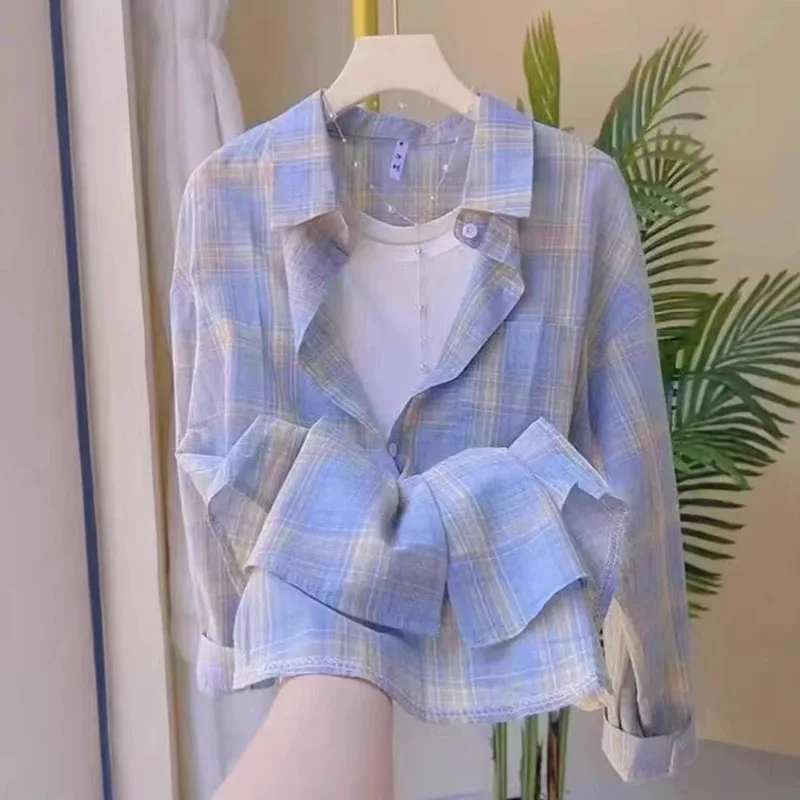 Summer Thin Plaid Women's Shirts Lazy Style Loose Breathable Long Sleeve Shirt Outwear New Korean Perspective Sun-proof Blouses
Summer Thin Plaid Women's Shirts Lazy Style Loose Breathable Long Sleeve Shirt Outwear New Korean Perspective Sun-proof Blouses