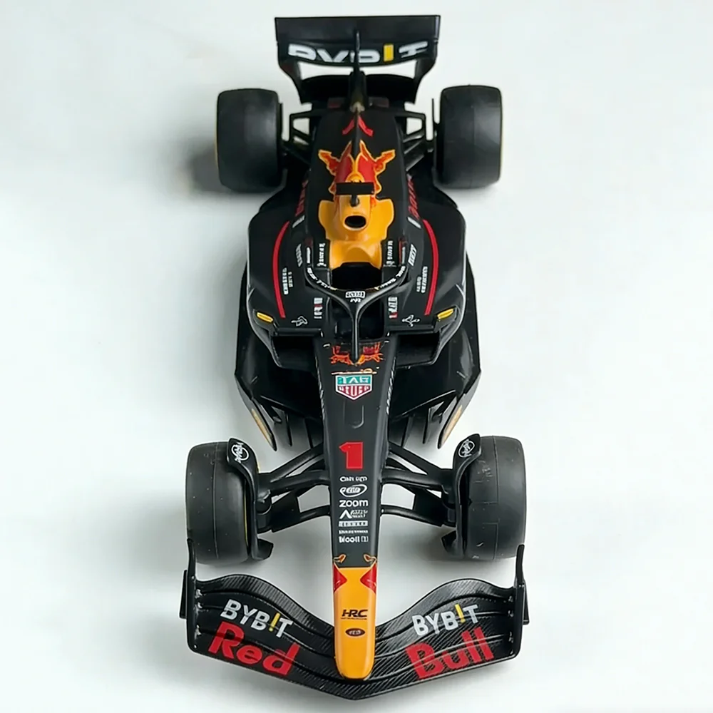 1:24 Verstappen F1 Oracle Red Bull Racing RB19 из сплава, литая под давлением модель игрушечного автомобиля, слайд вперед, металлический корпус, прочный, миниатюрный автомобиль
1:24 Verstappen F1 Oracle Red Bull Racing RB19 из сплава, литая под давлением модель игрушечного автомобиля, слайд вперед, металлический корпус, прочный, миниатюрный автомобиль