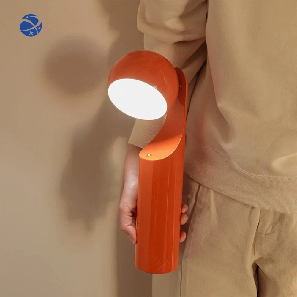 Portable reading table lamp high appearance simple eye protection learning table lamp
Portable reading table lamp high appearance simple eye protection learning table lamp