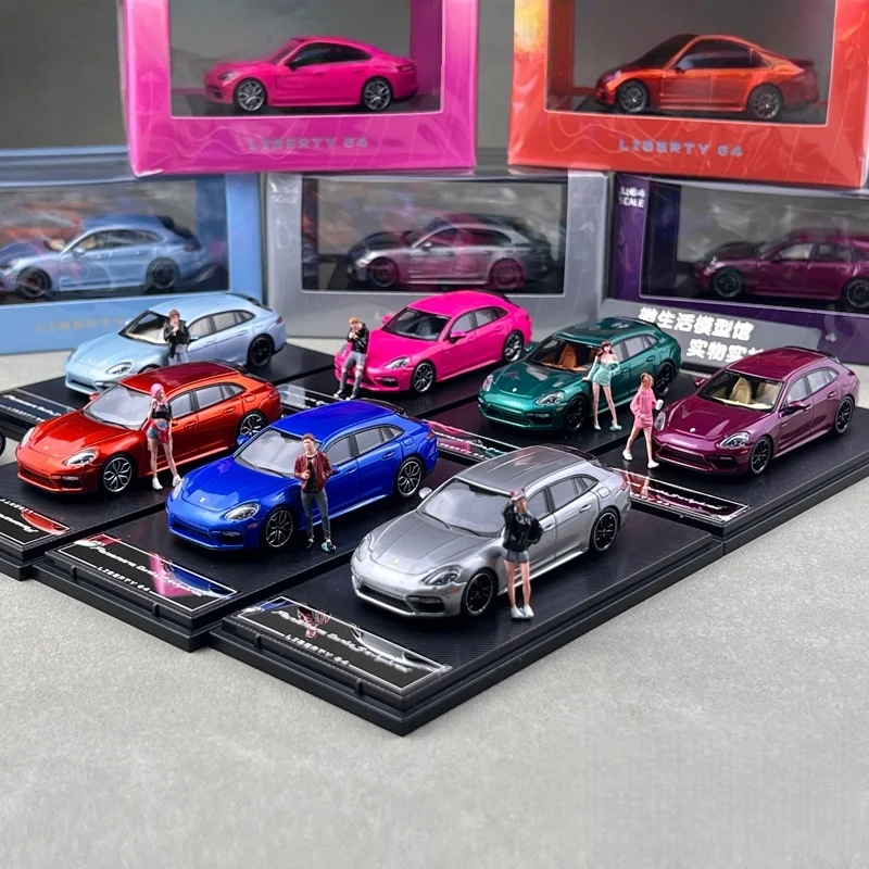 Liberty 1:64 Panamera Turbo S Estate die-cast simulation alloy car model, boys' toy, adult collectible ornament.
Liberty 1:64 Panamera Turbo S Estate die-cast simulation alloy car model, boys' toy, adult collectible ornament.