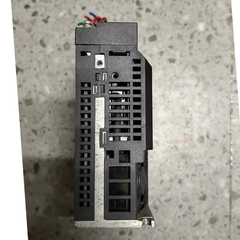 RS2A03A0AL0WAO Servo Drive Tested Good Condition Fast Delivery
RS2A03A0AL0WAO Servo Drive Tested Good Condition Fast Delivery