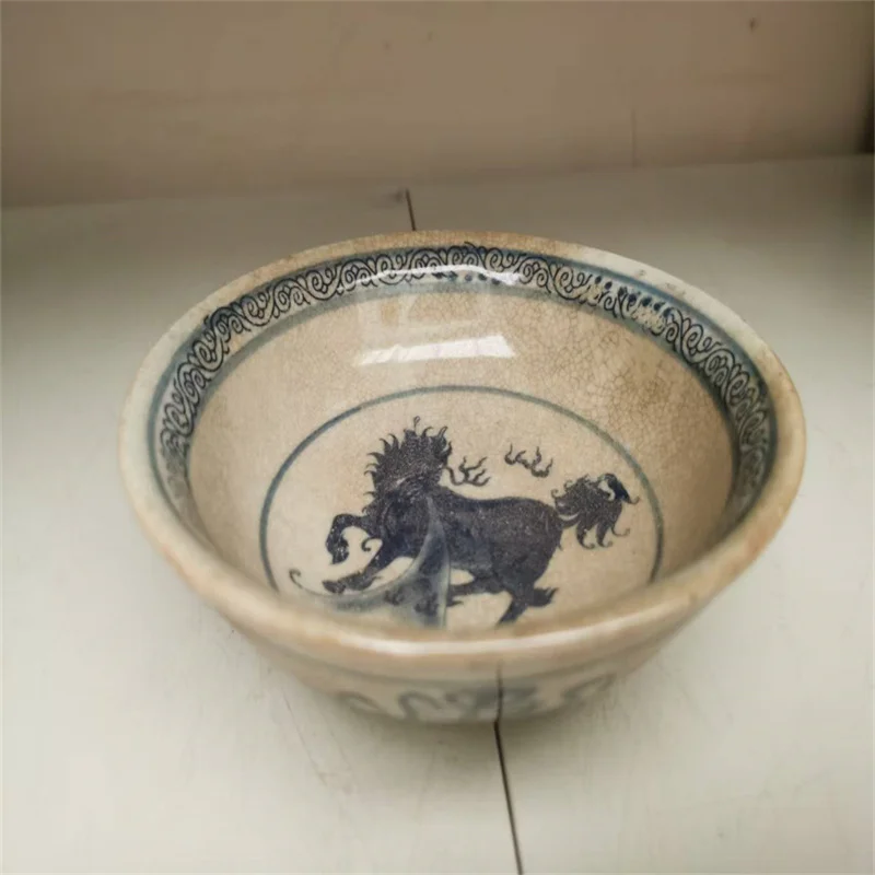 China Old Porcelain, Blue and white porcelain, kylin picture patterned bowl and plate
China Old Porcelain, Blue and white porcelain, kylin picture patterned bowl and plate